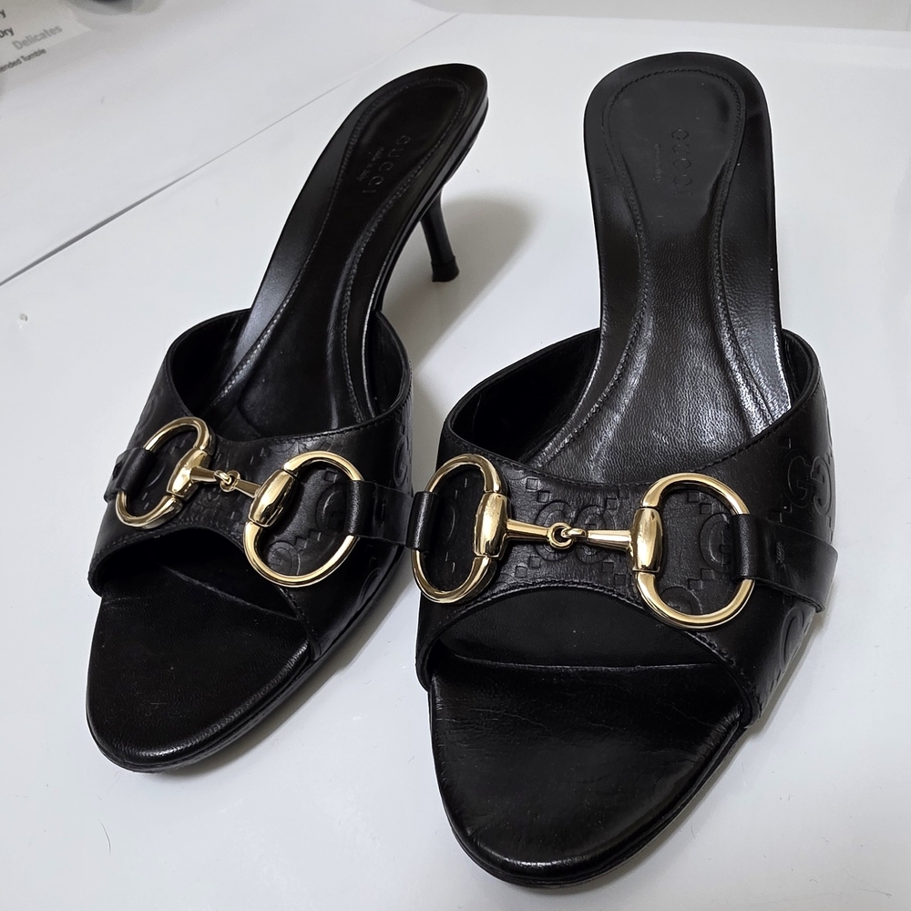Gucci Black Leather Horsebit Kitten Heel Slides with Gold Hardware GG - Picture 6 of 9